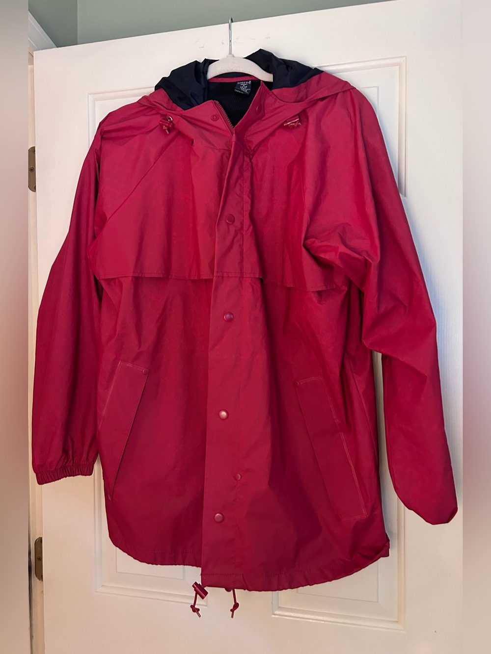 Lands' End Unisex Red Hooded Raincoat. Sz S